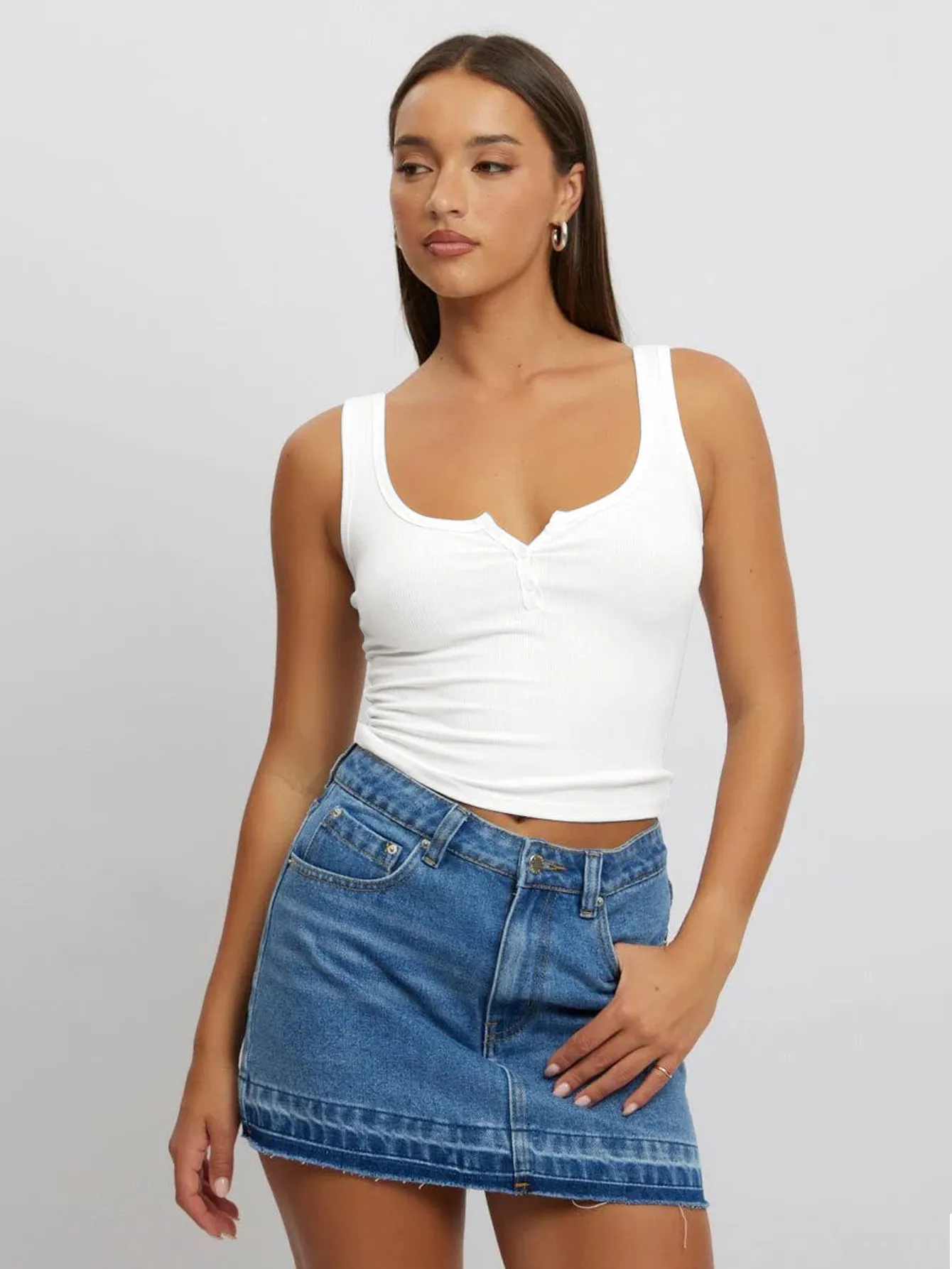 Spring And Summer  Y2K Threaded Top Women's Slim-fit Button Solid Color Inner Vest For Women display picture 10
