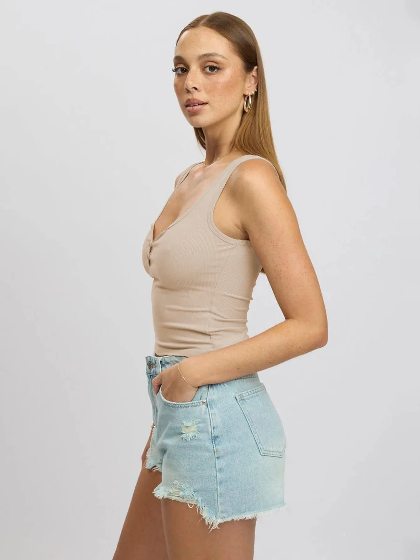 Spring And Summer  Y2K Threaded Top Women's Slim-fit Button Solid Color Inner Vest For Women display picture 25