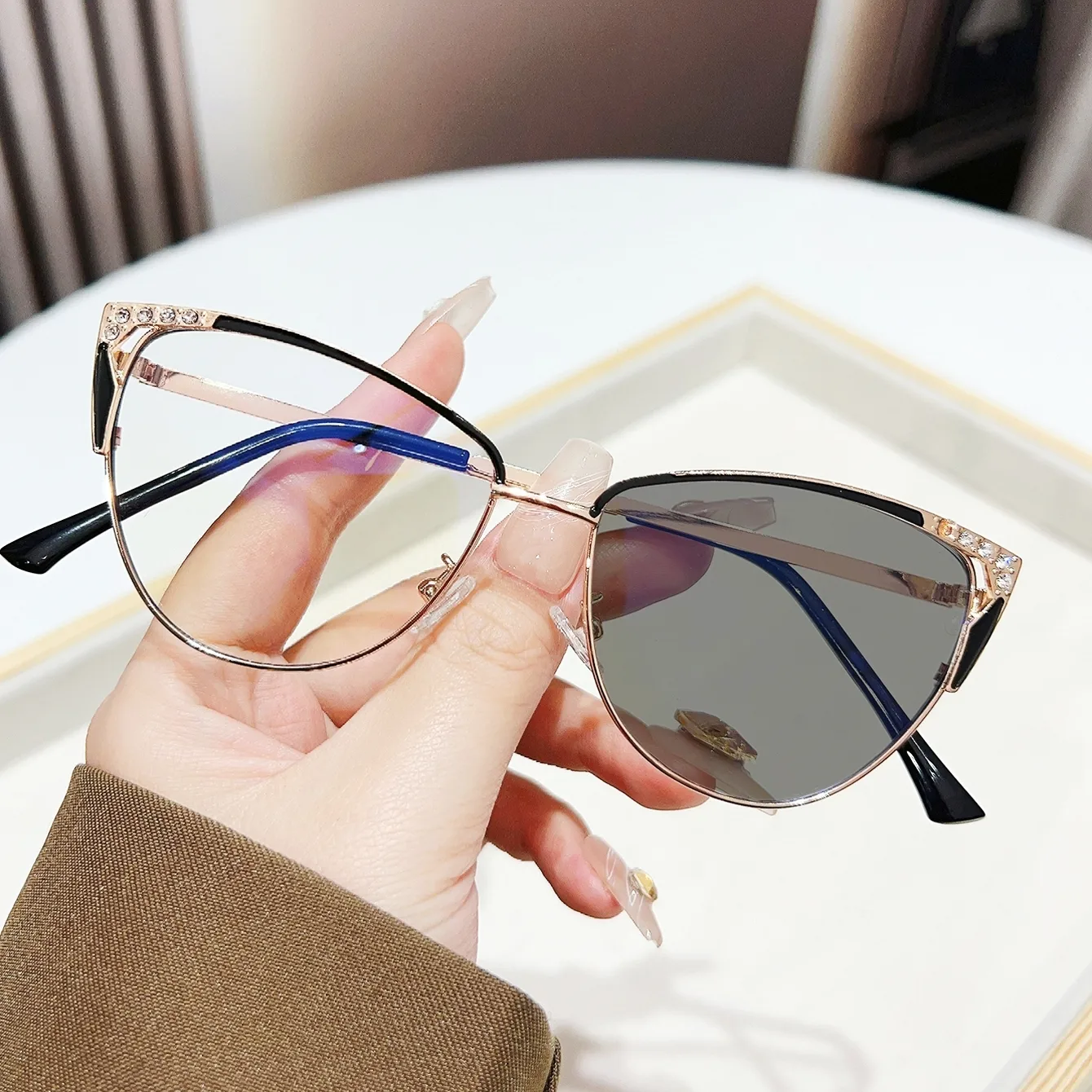 Preppy Style Modern Style Shiny Solid Color PC UV400 Protection Cat Eye Full Frame Glasses display picture 3