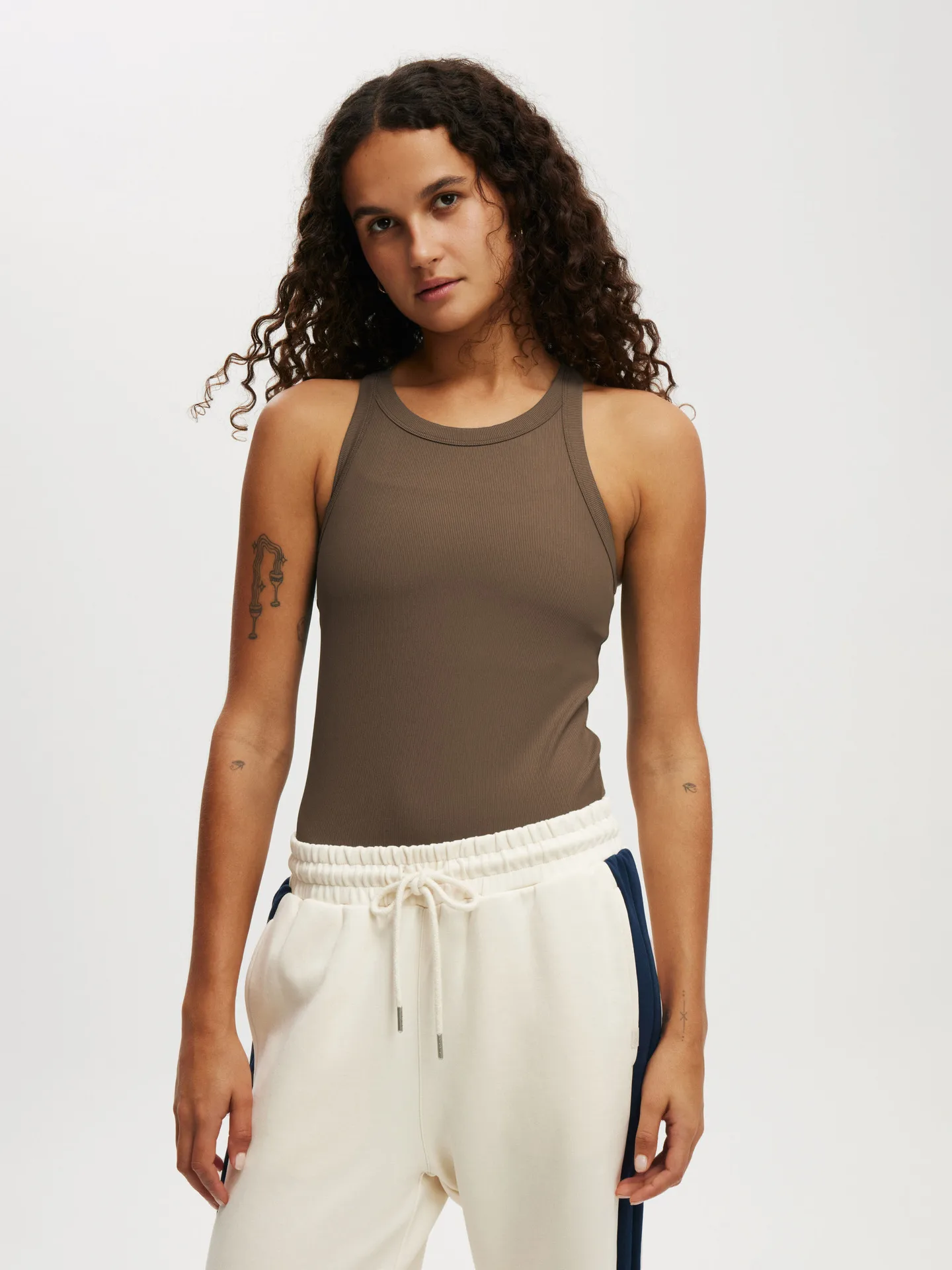 Explosions New  Women's Sports Thread Solid Color Sleeveless Knitted All-match Sling Spring And Summer display picture 13