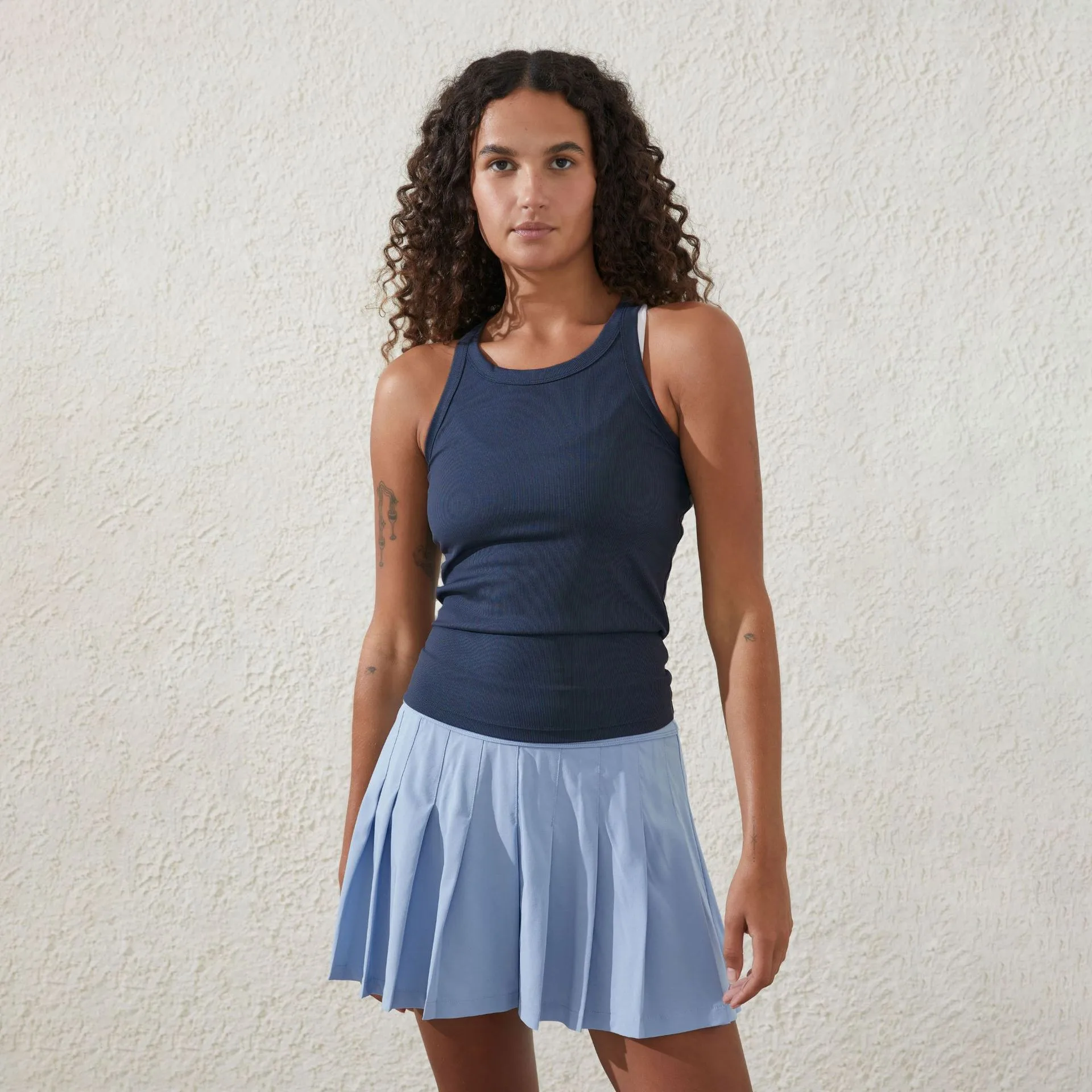 Explosions New  Women's Sports Thread Solid Color Sleeveless Knitted All-match Sling Spring And Summer display picture 27