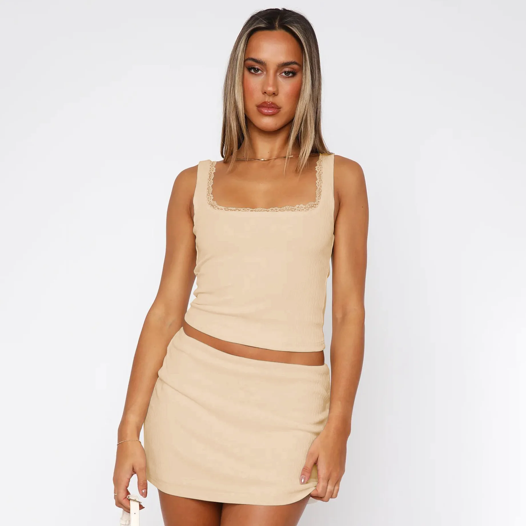Spring And Summer Y2K Women's Lace Square Collar Sexy Hot Girl Slim Solid Color Vest Top display picture 13