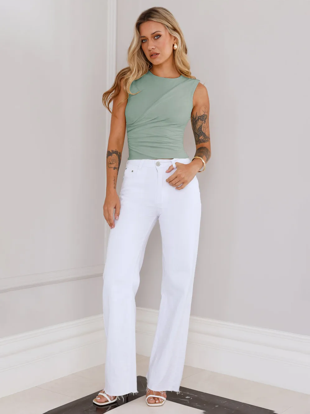 New  Sleeveless Women's Sexy Solid Color Round Neck Spice Girl Fashionable Slim-fit Vest Top display picture 24