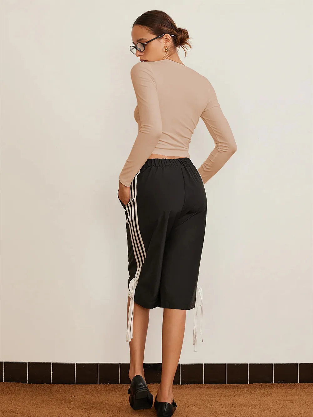 -style New Y2K Sexy Spice Girl Spring And Summer Slim-fit Hollow Bow Decorative Long-sleeved Top T-shirt display picture 25