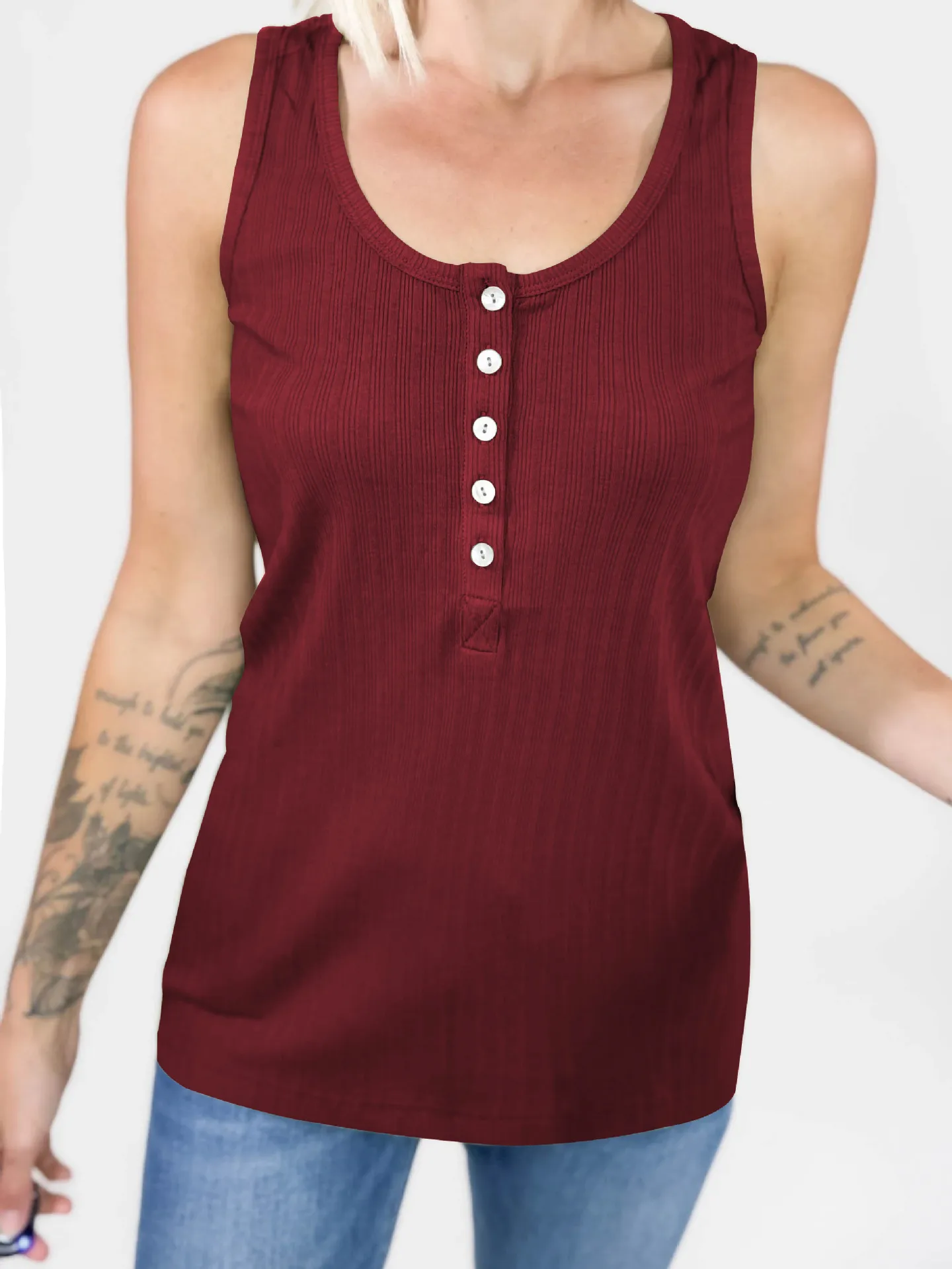 Summer New  Knitted Sleeveless Women's  Pit Strip Elegant Commuter Style Button Top  Vest Women display picture 12