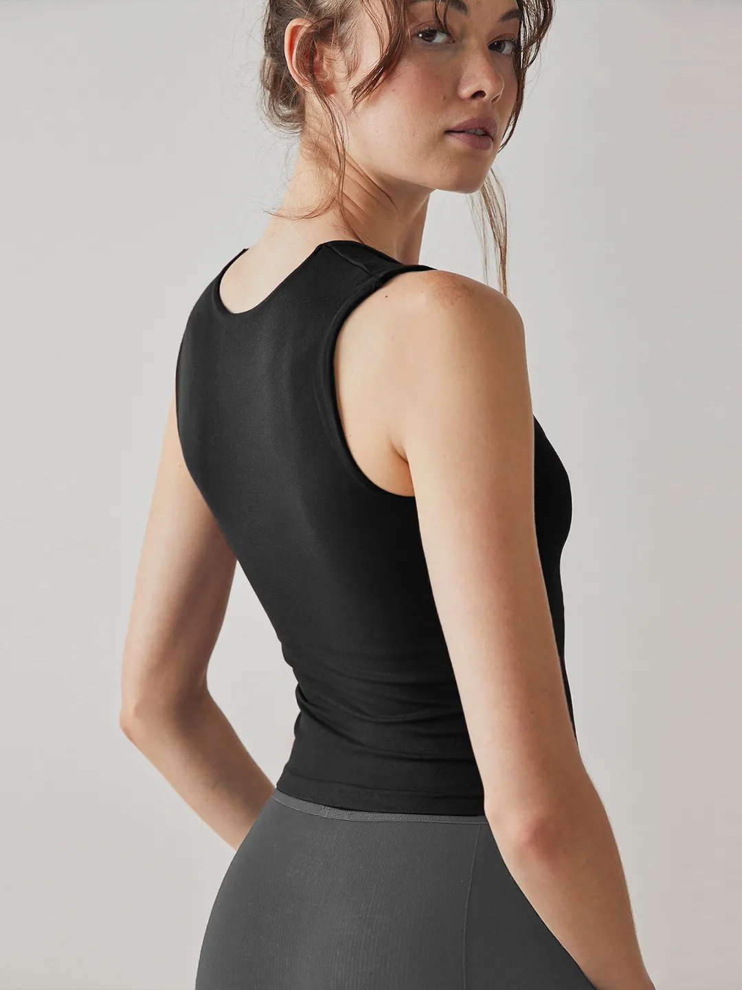 Summer  Hot Sexy Spice Y2K Fashion Double Layer Solid Color U Collar Sleeveless Short Vest Top Women display picture 9