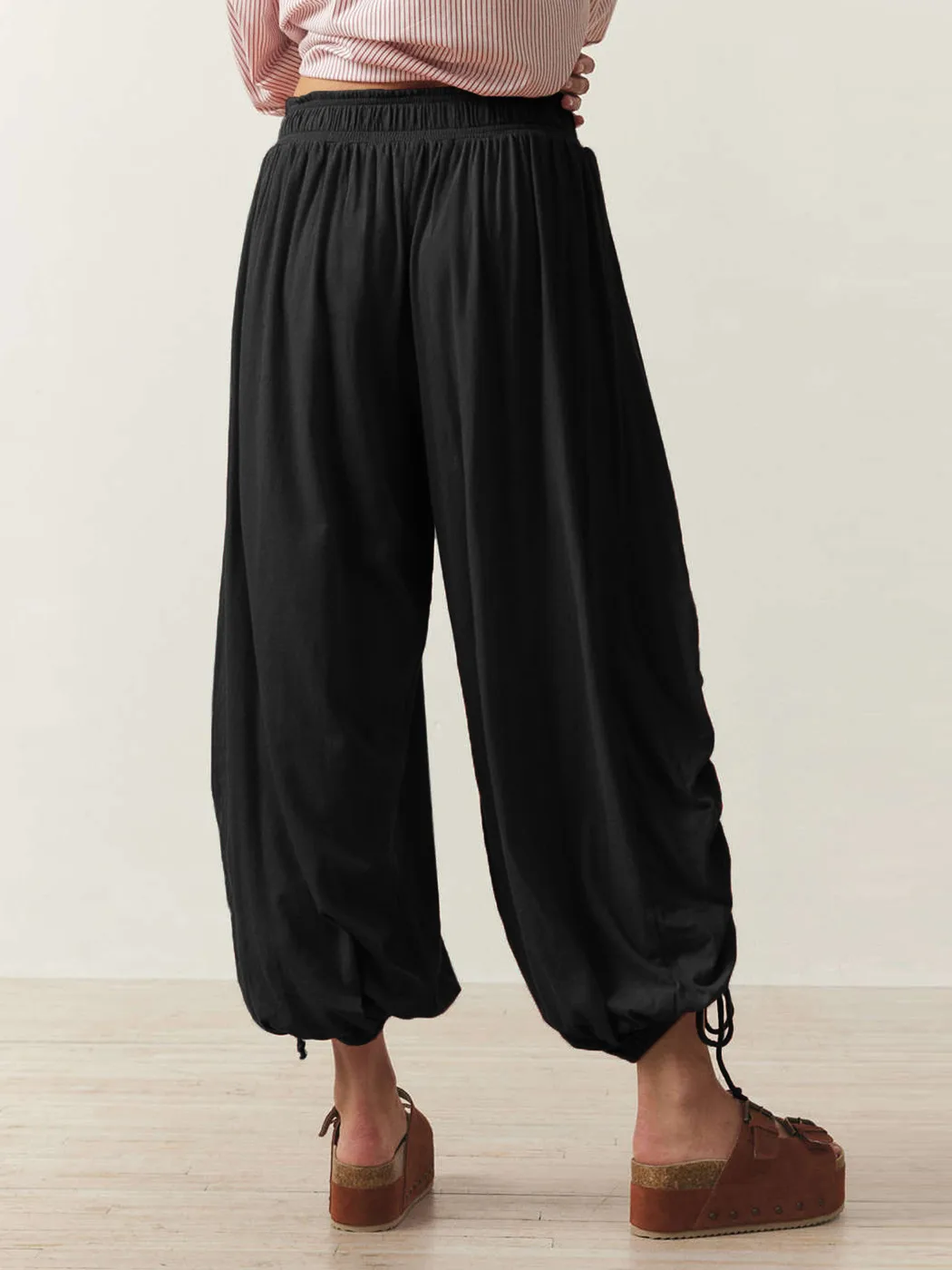 Foreign Trade Fashion  Fashion Solid Color Drawstring Lace-up Design Sense Lantern Casual Comfortable Autumn Cropped Pants display picture 9