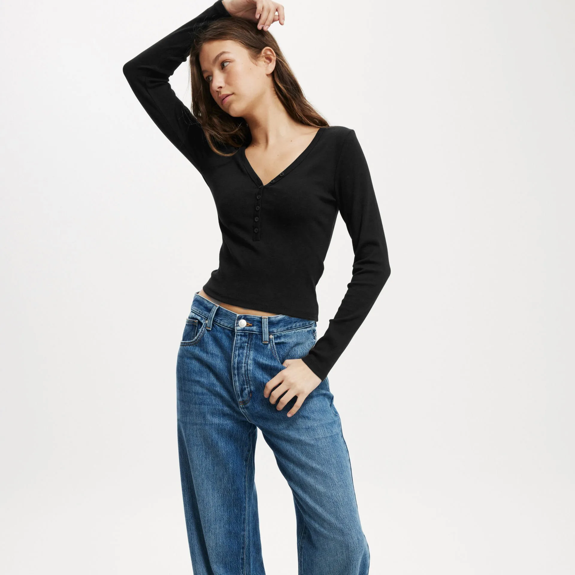 Fashion  Knitted Navel Short Long Sleeve Slim Slim Top Button V-Neck Autumn And Winter Base Shirt display picture 12