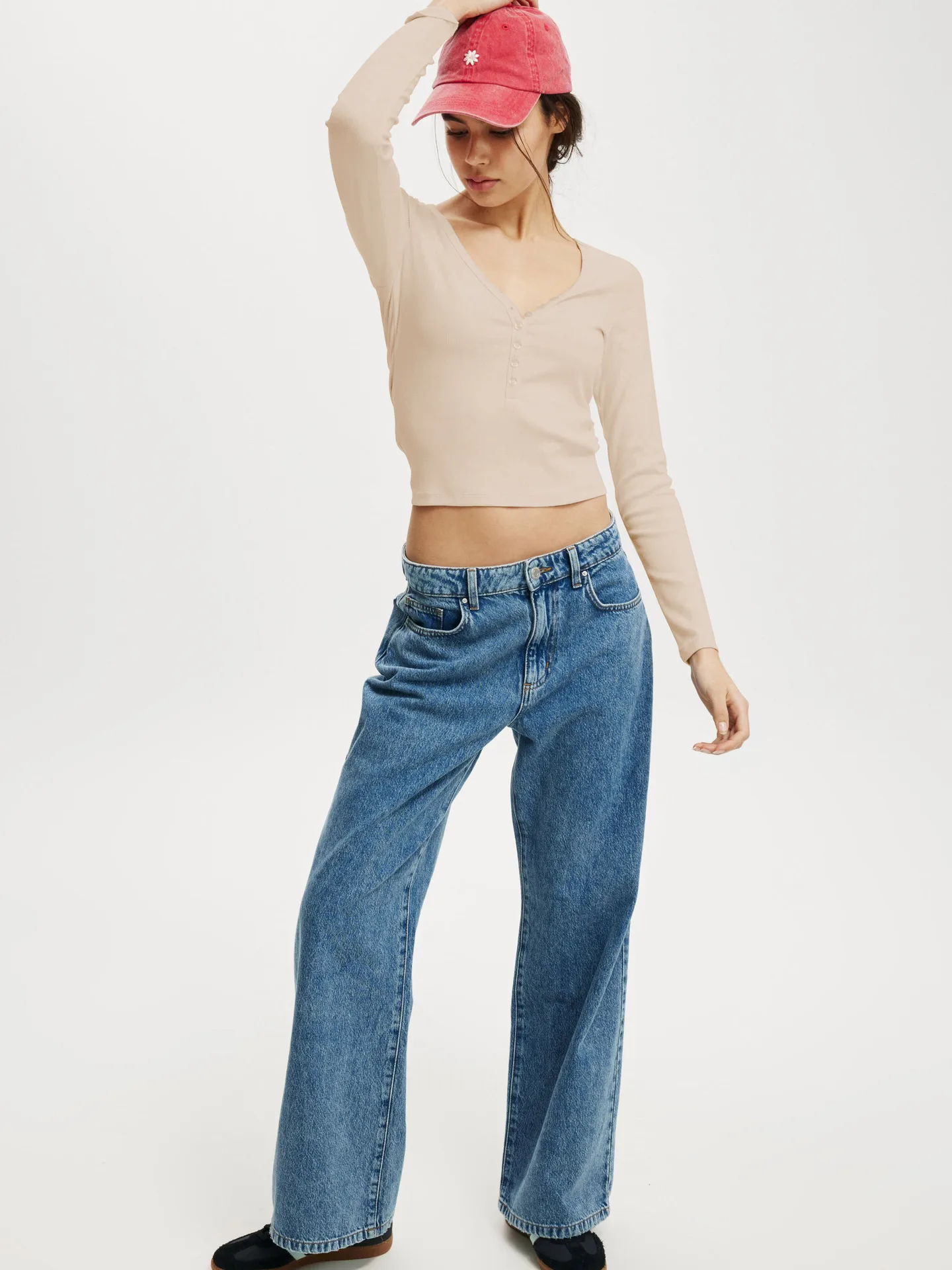 Fashion  Knitted Navel Short Long Sleeve Slim Slim Top Button V-Neck Autumn And Winter Base Shirt display picture 5
