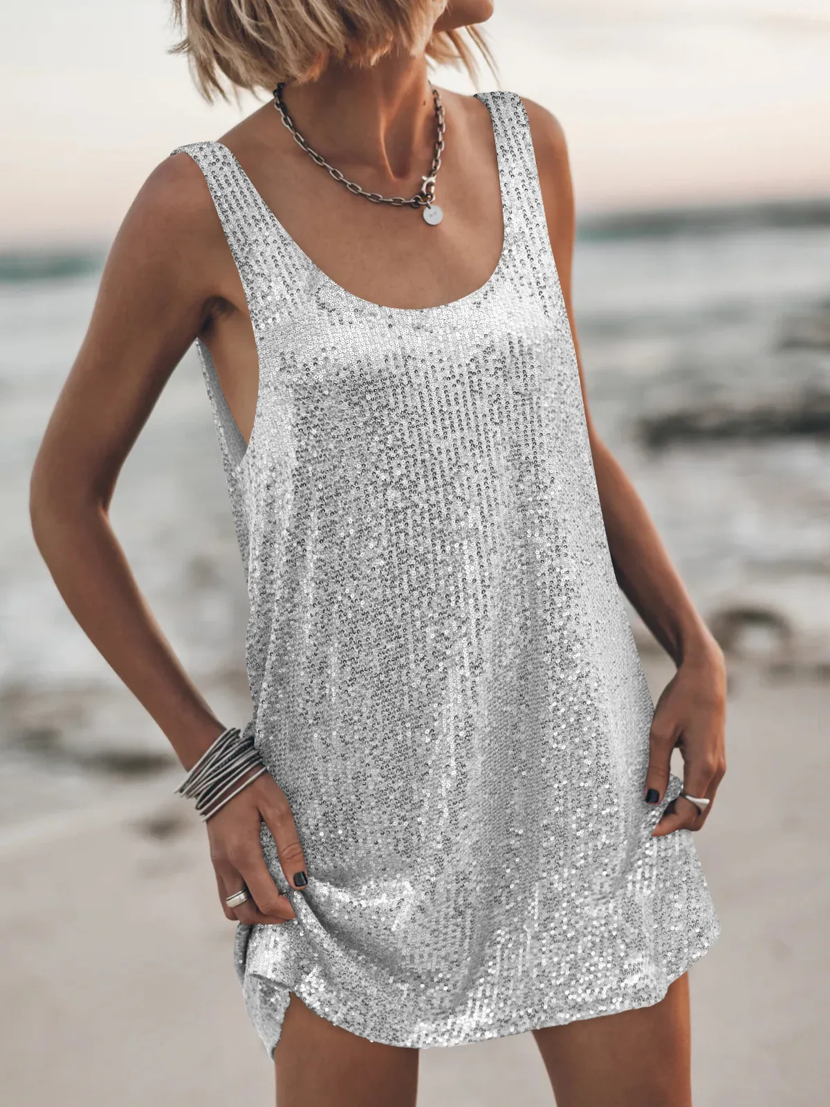 U-collar Sleeveless Loose Backless New Vest Dress Casual Sequins Sexy Suspenders Dress Women's Clothing display picture 24