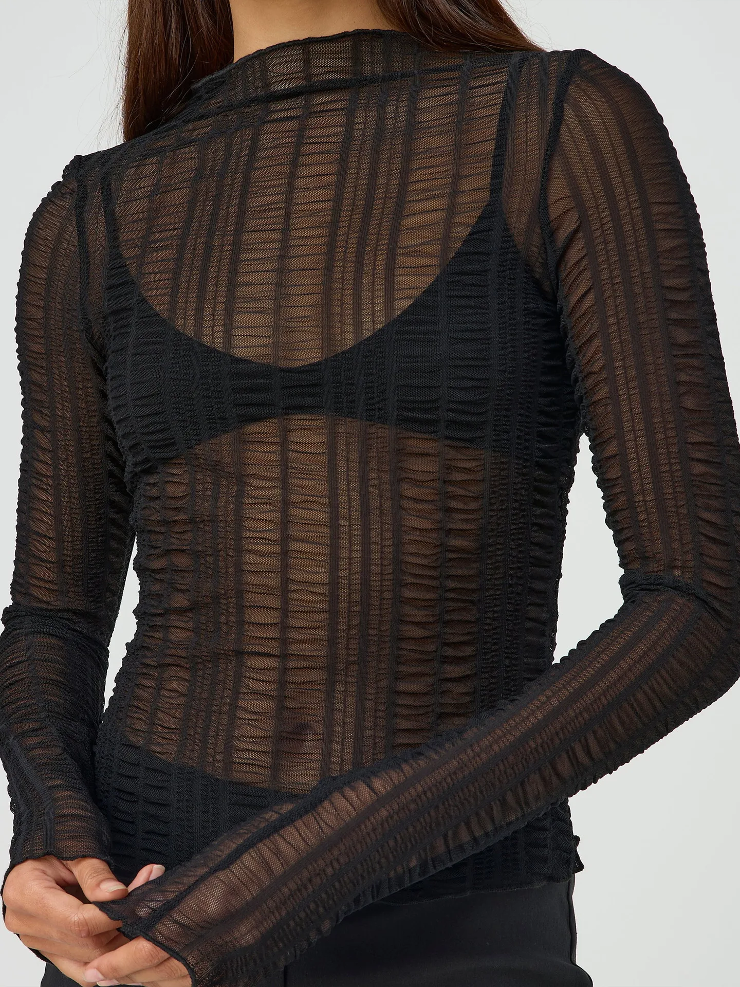 Fashion Women's Sexy Hollow New Long Sleeve Y2K Lace Top T-shirt Versatile Solid Color Blouse display picture 30