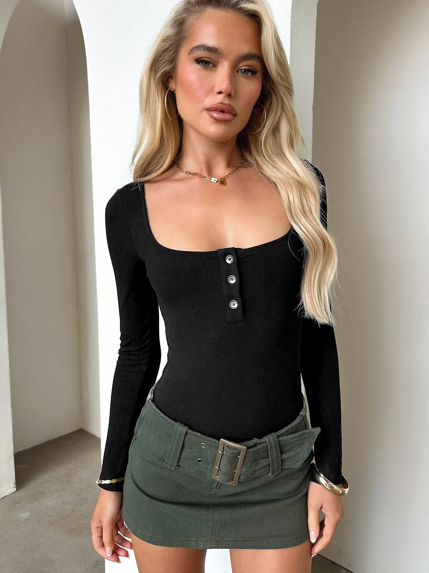 Designed Best Selling  Fashion Elegant Commuter Square Collar Button Slim-fit Slimming Long Sleeve Inner Top T-shirt Women display picture 16