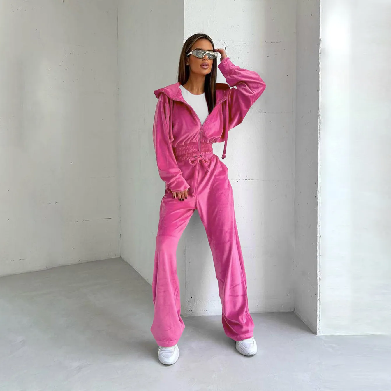 Silver Fox Velvet Hooded Sweater Suit  Autumn And Winter Fashion Waist Short Coat Pants Two-piece Set display picture 22