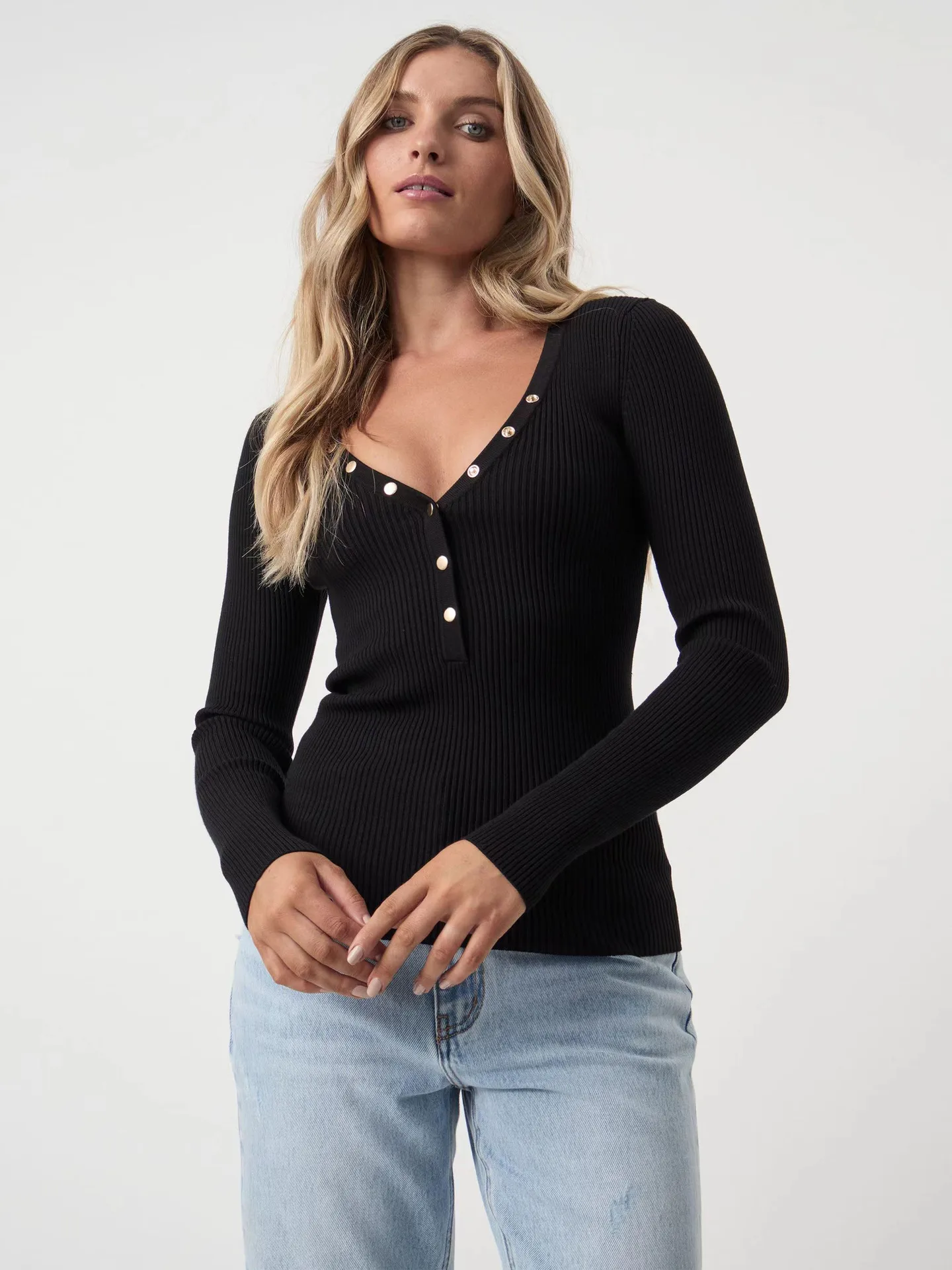 Wish Hot Selling Foreign Trade Y2K Autumn And Winter Women's V-Neck Long Sleeve  Style Threaded Button Solid Color Bm Top display picture 29