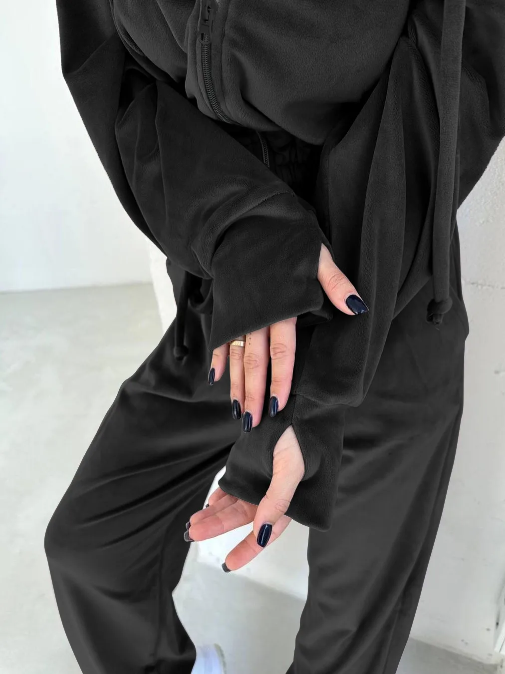 Silver Fox Velvet Hooded Sweater Suit  Autumn And Winter Fashion Waist Short Coat Pants Two-piece Set display picture 33
