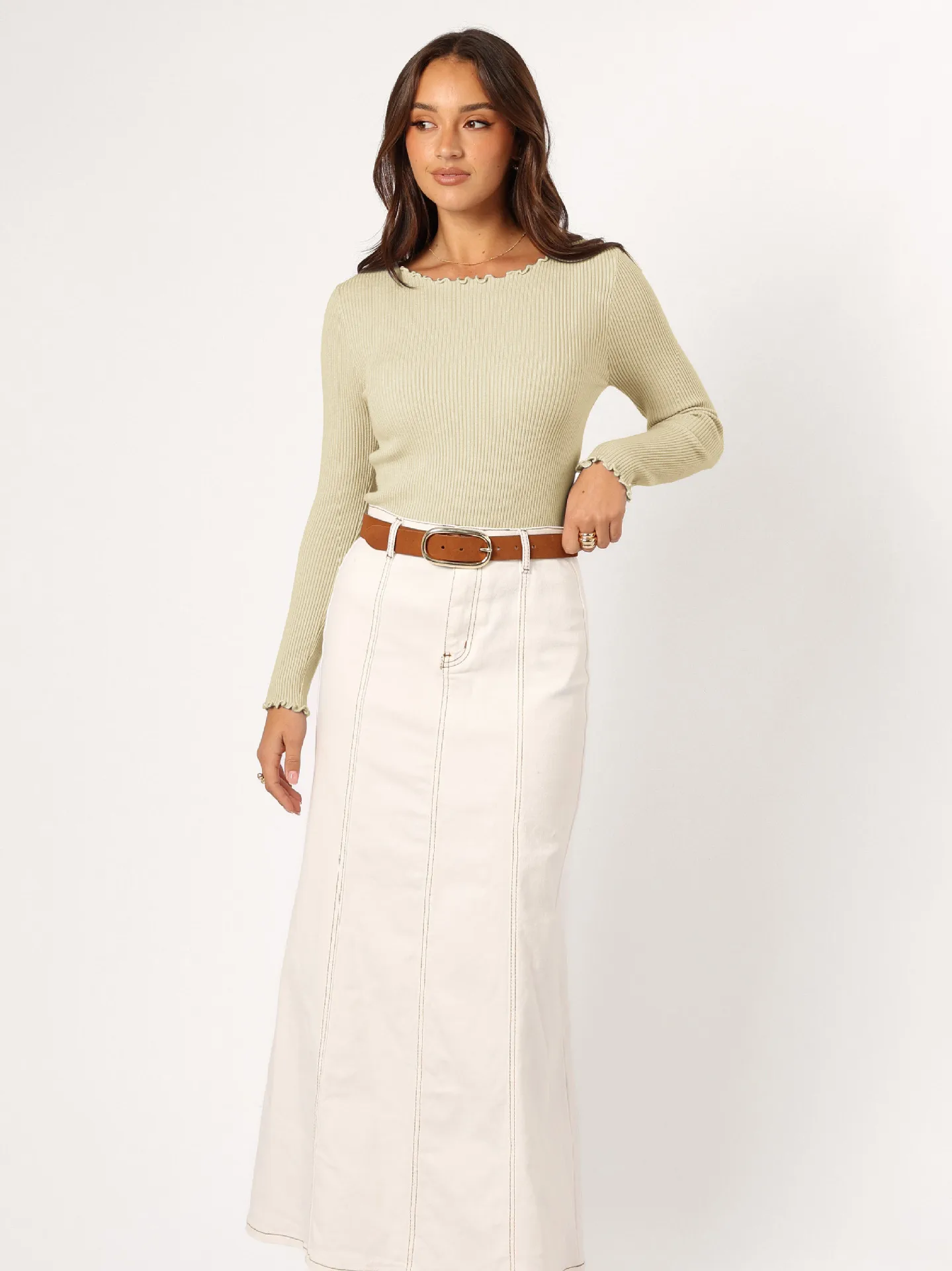 Fashion  Round Neck Lace Solid Color Slim-fit Simple Commuting Elegant Slim Look Long Sleeve Inner Top display picture 18