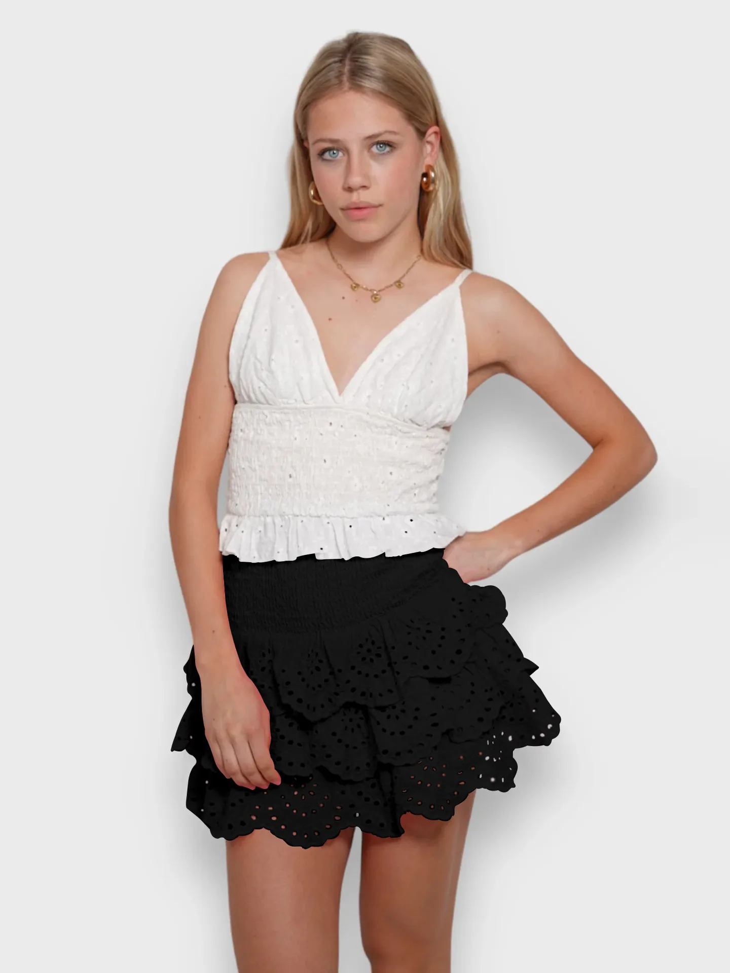 Spring And Summer New Fashion Hollow Cake Skirt Stitching Solid Color All-match High-end Skirt display picture 13