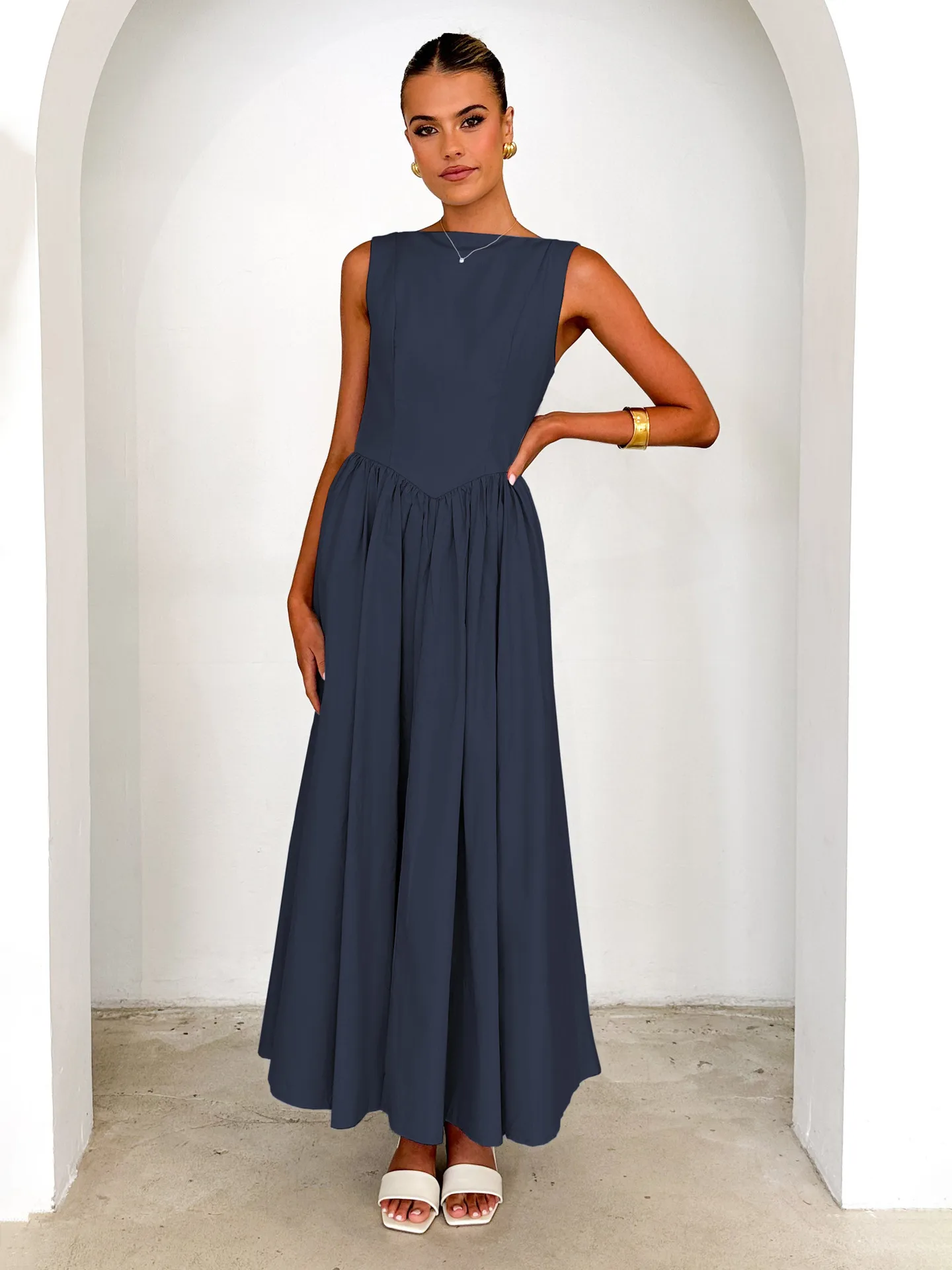 New Spring And Summer   Foreign Trade Women's Clothing  Backless Pleated Solid Color Sleeveless Dress Women display picture 21