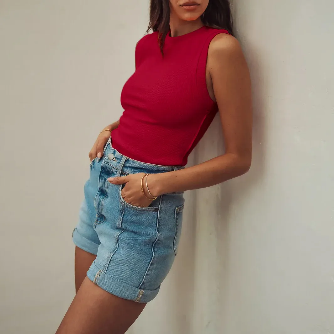 Designed   Spring And Summer New Explosions Y2K Solid Color Slim Fit Thread Sleeveless Outer Wear Vest Top Women display picture 6