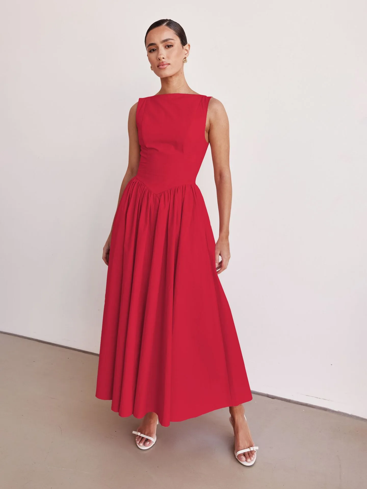 New Spring And Summer   Foreign Trade Women's Clothing  Backless Pleated Solid Color Sleeveless Dress Women display picture 37