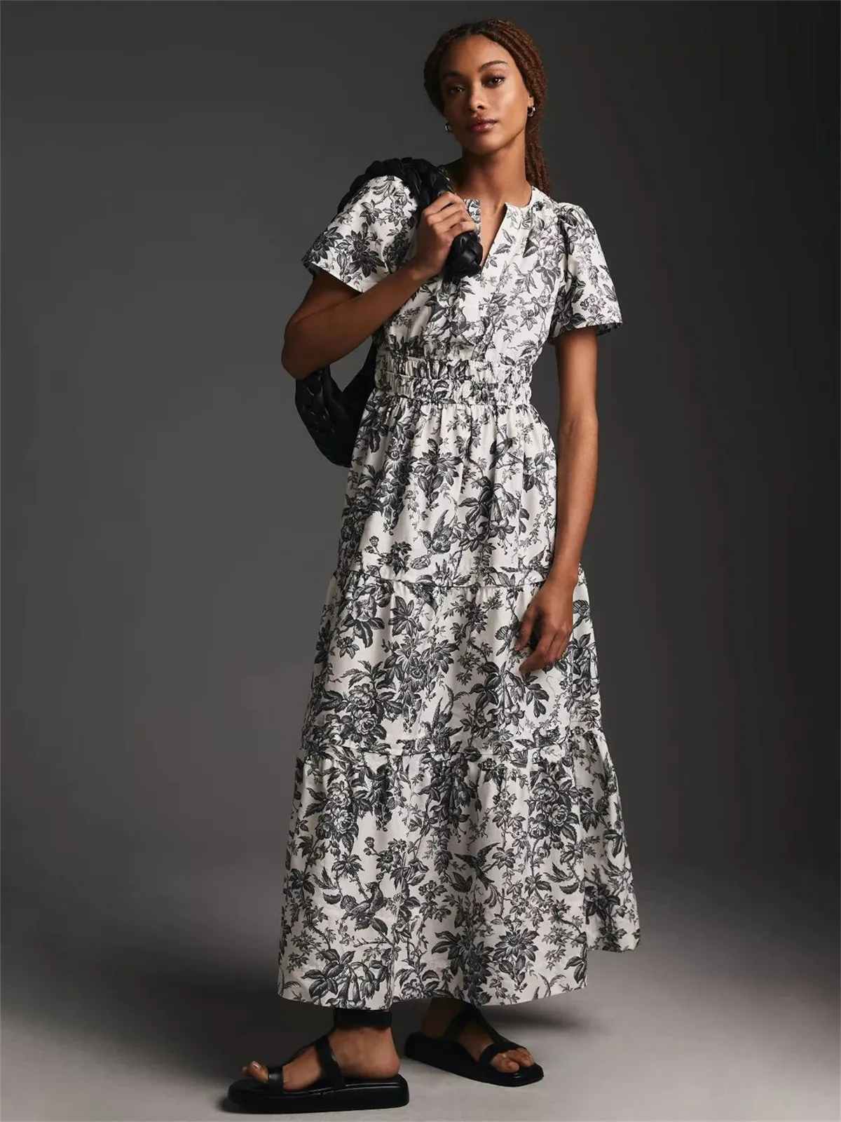 Spring And Summer New  Bohemian Style Elastic Waist V-neck Retro Digital Printing Dress display picture 6