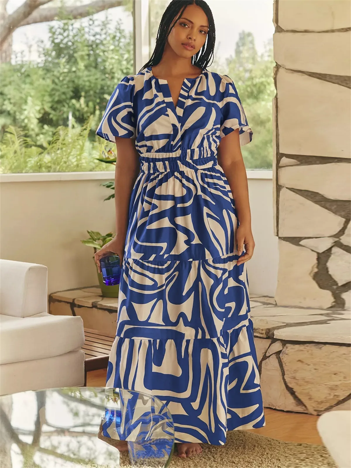 Spring And Summer New  Bohemian Style Elastic Waist V-neck Retro Digital Printing Dress display picture 18