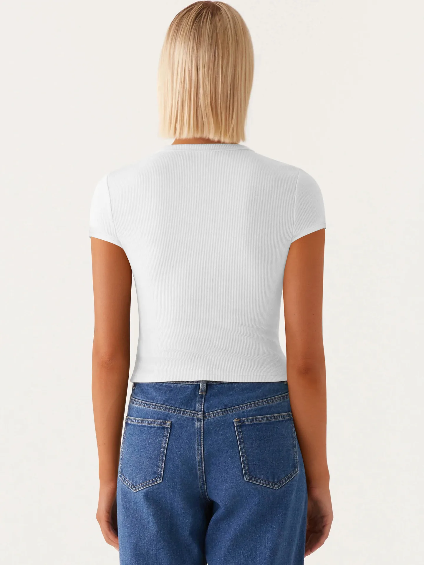 Spring And Summer New Thread Solid Color Round Neck Knitted Short-sleeved Cardigan High-end T-shirt For Women display picture 10
