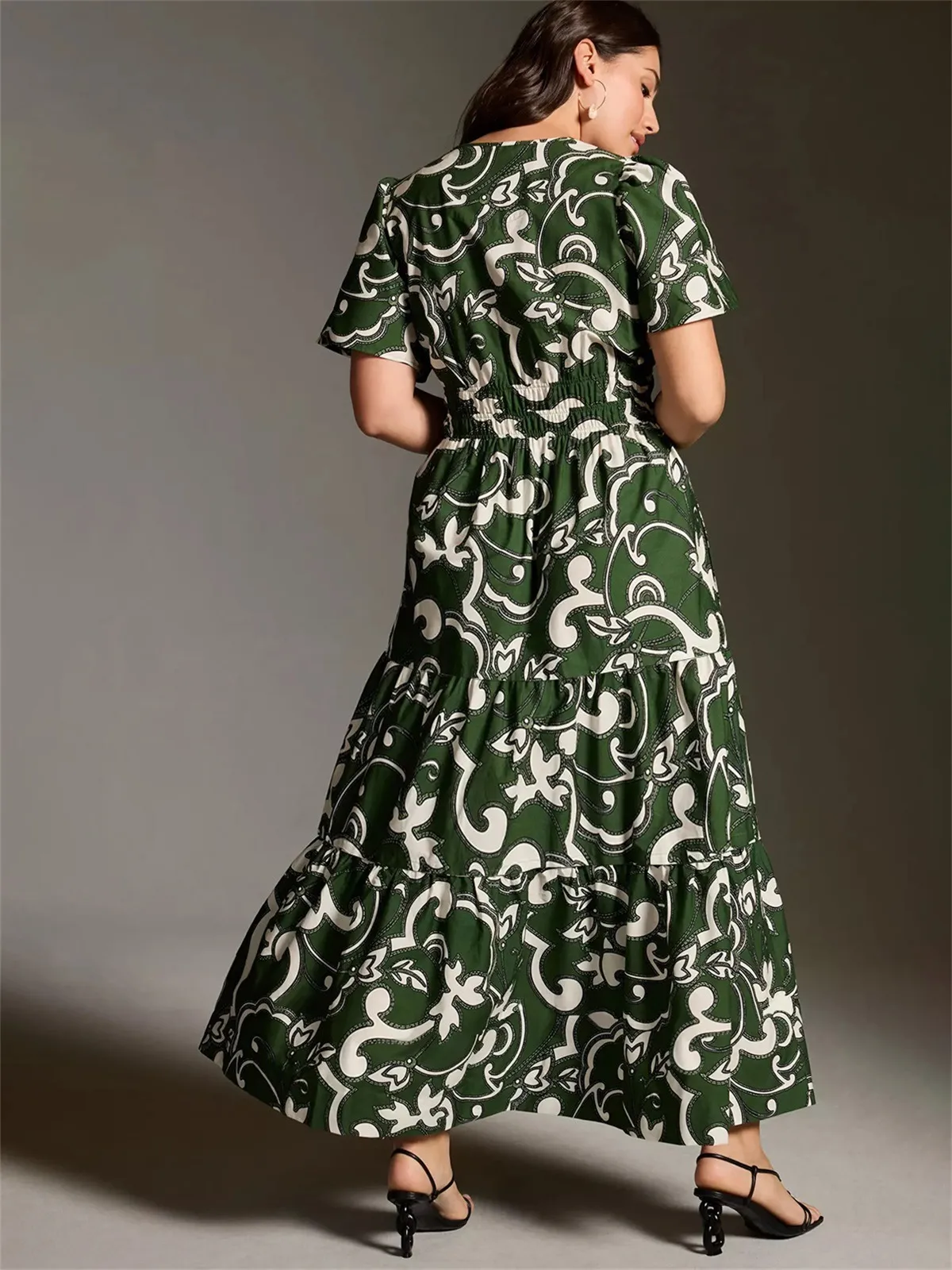Spring And Summer New  Bohemian Style Elastic Waist V-neck Retro Digital Printing Dress display picture 30