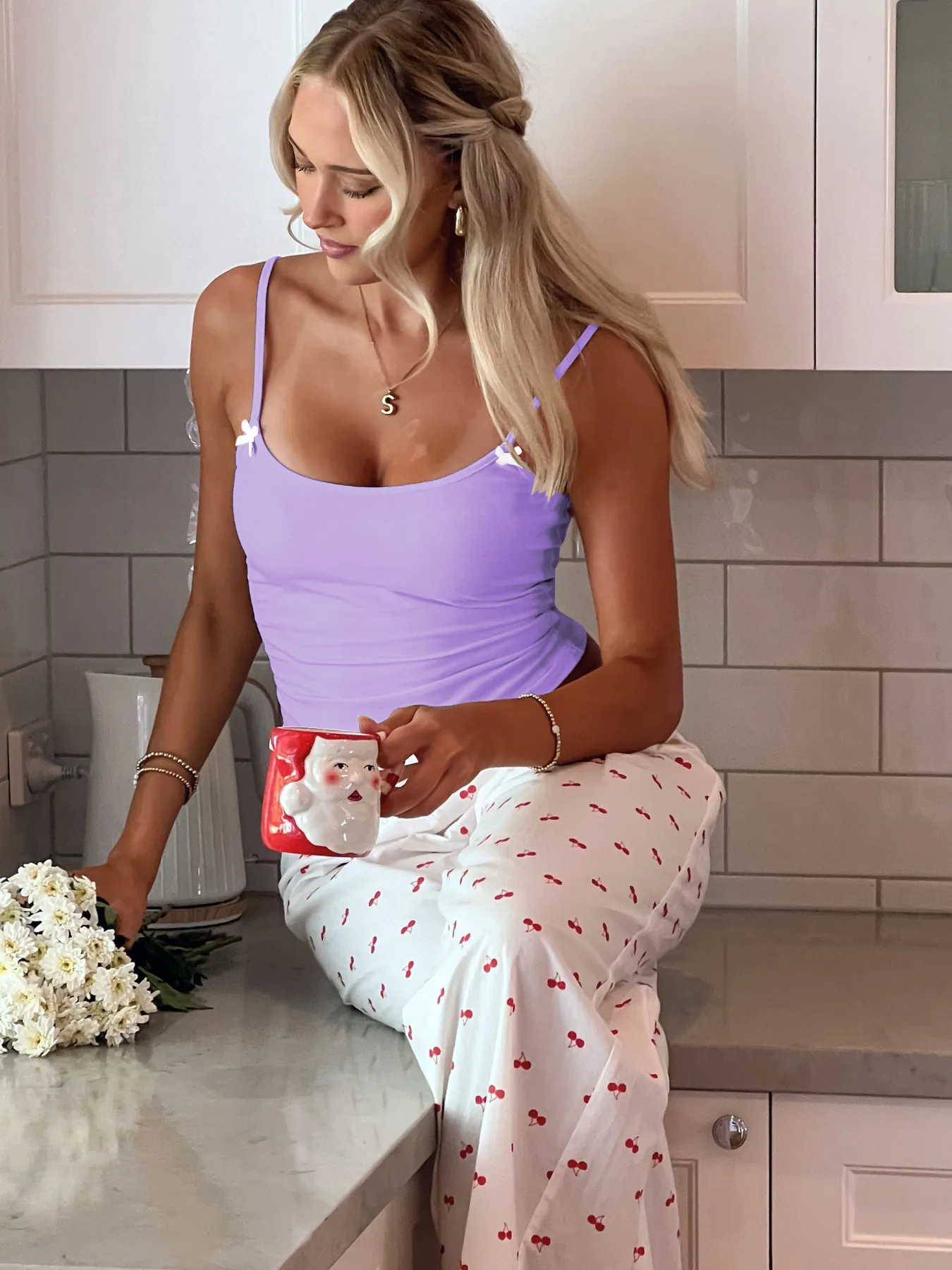 Eaby   Y2K Sexy Spice Girls Solid Color Ultra Short Fashion Camisole Bow Decoration Spring And Summer display picture 21