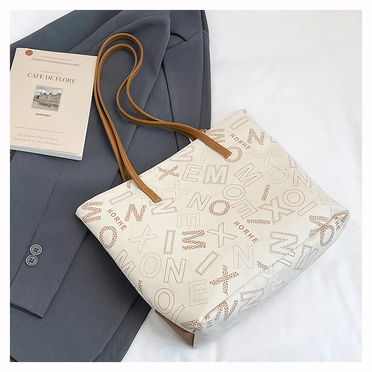 Women's Foreign Trade Bags  New Shoulder Bag Retro Fashion Casual Tote Bag Women's Simple Large Capacity Handbag display picture 4