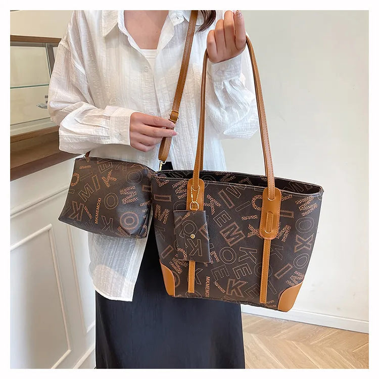 Women's Foreign Trade Bags  New Shoulder Bag Retro Fashion Casual Tote Bag Women's Simple Large Capacity Handbag display picture 7