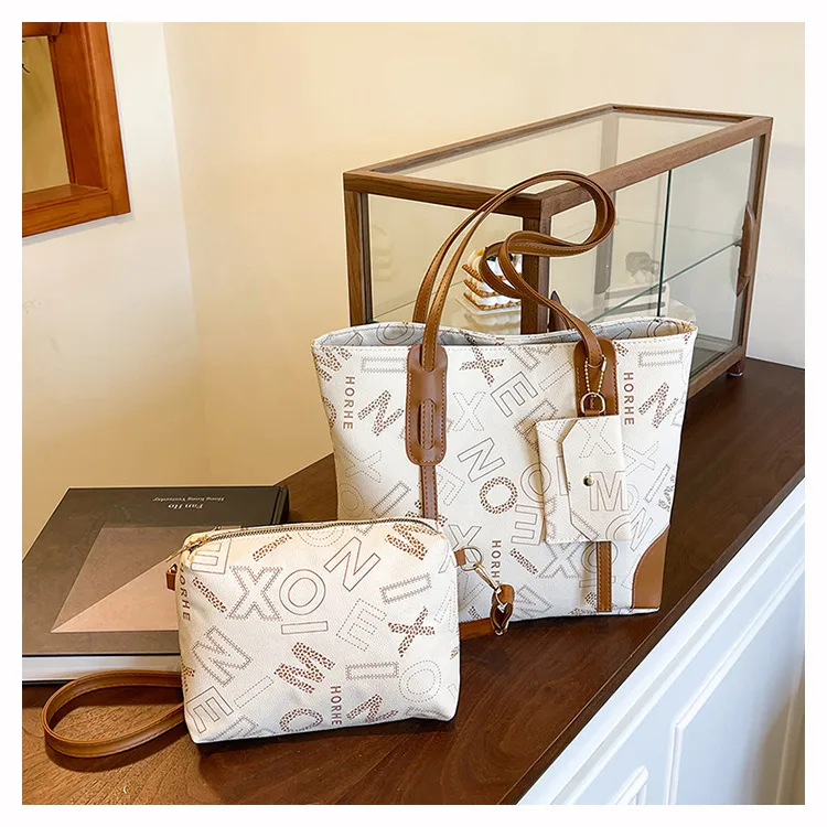 Women's Foreign Trade Bags  New Shoulder Bag Retro Fashion Casual Tote Bag Women's Simple Large Capacity Handbag display picture 11