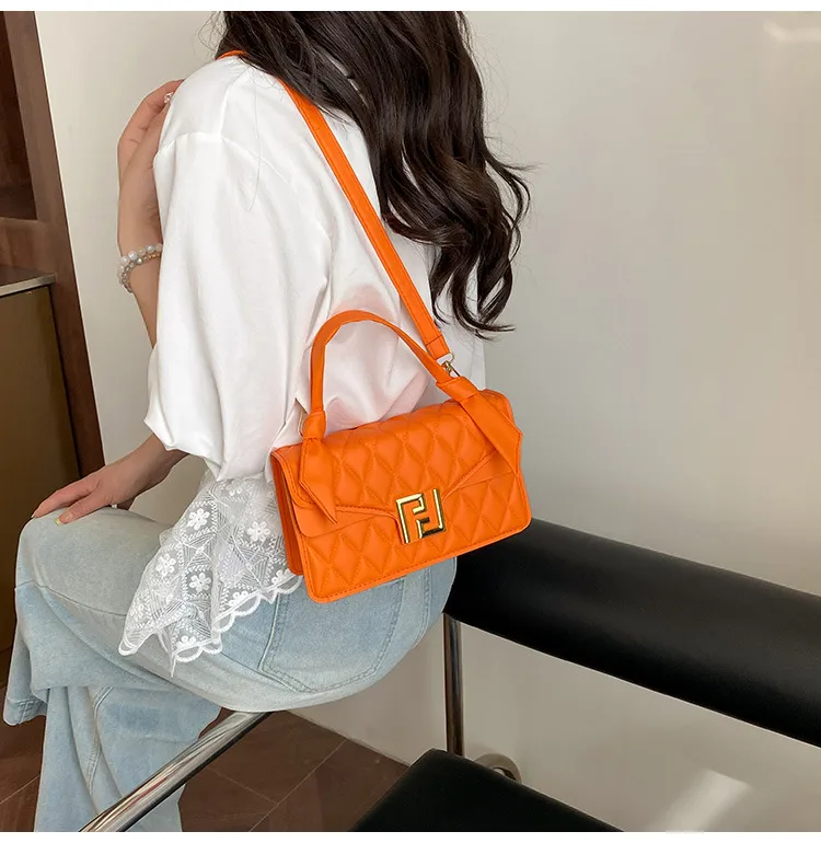 New  Classic Style Diamond Pattern Chain Bag Women's Fashionable All-Match Party Shoulder Messenger Bag display picture 5