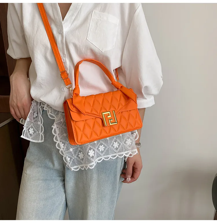 New  Classic Style Diamond Pattern Chain Bag Women's Fashionable All-Match Party Shoulder Messenger Bag display picture 6