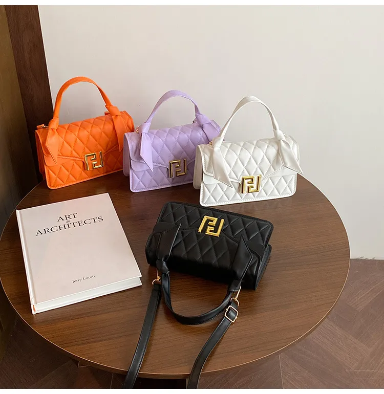 New  Classic Style Diamond Pattern Chain Bag Women's Fashionable All-Match Party Shoulder Messenger Bag display picture 15