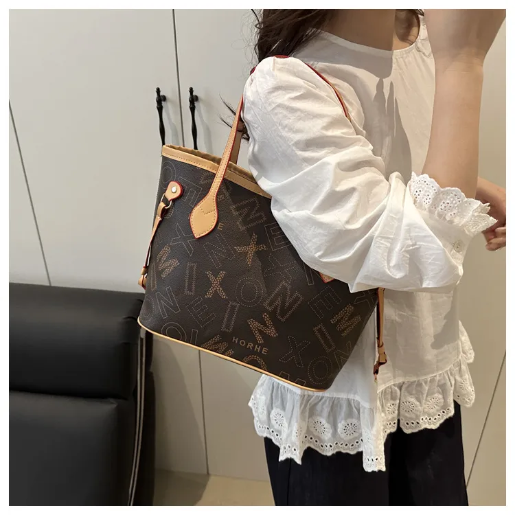 New Fashion Large Capacity High-End Handbag Commuter Messenger Bag Women's Bag Shoulder Portable Tote Bag display picture 7