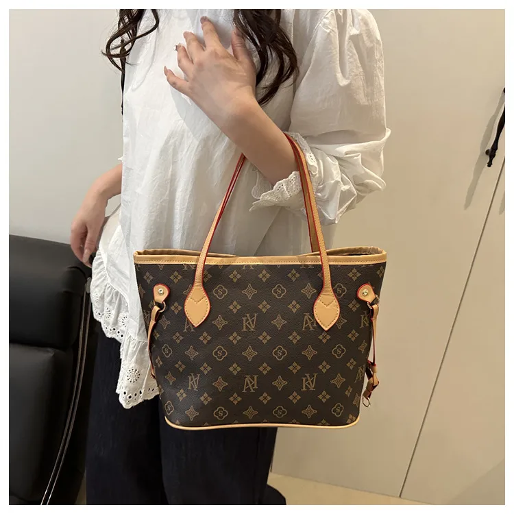 New Fashion Large Capacity High-End Handbag Commuter Messenger Bag Women's Bag Shoulder Portable Tote Bag display picture 8