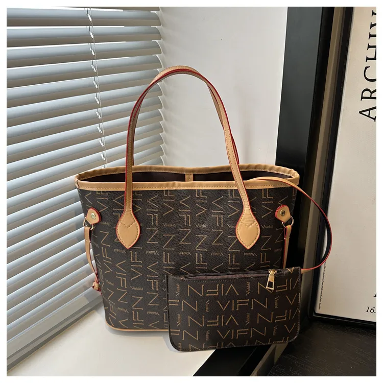 New Fashion Large Capacity High-End Handbag Commuter Messenger Bag Women's Bag Shoulder Portable Tote Bag display picture 12