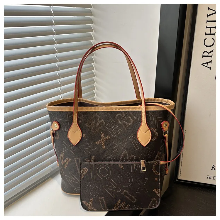New Fashion Large Capacity High-End Handbag Commuter Messenger Bag Women's Bag Shoulder Portable Tote Bag display picture 13