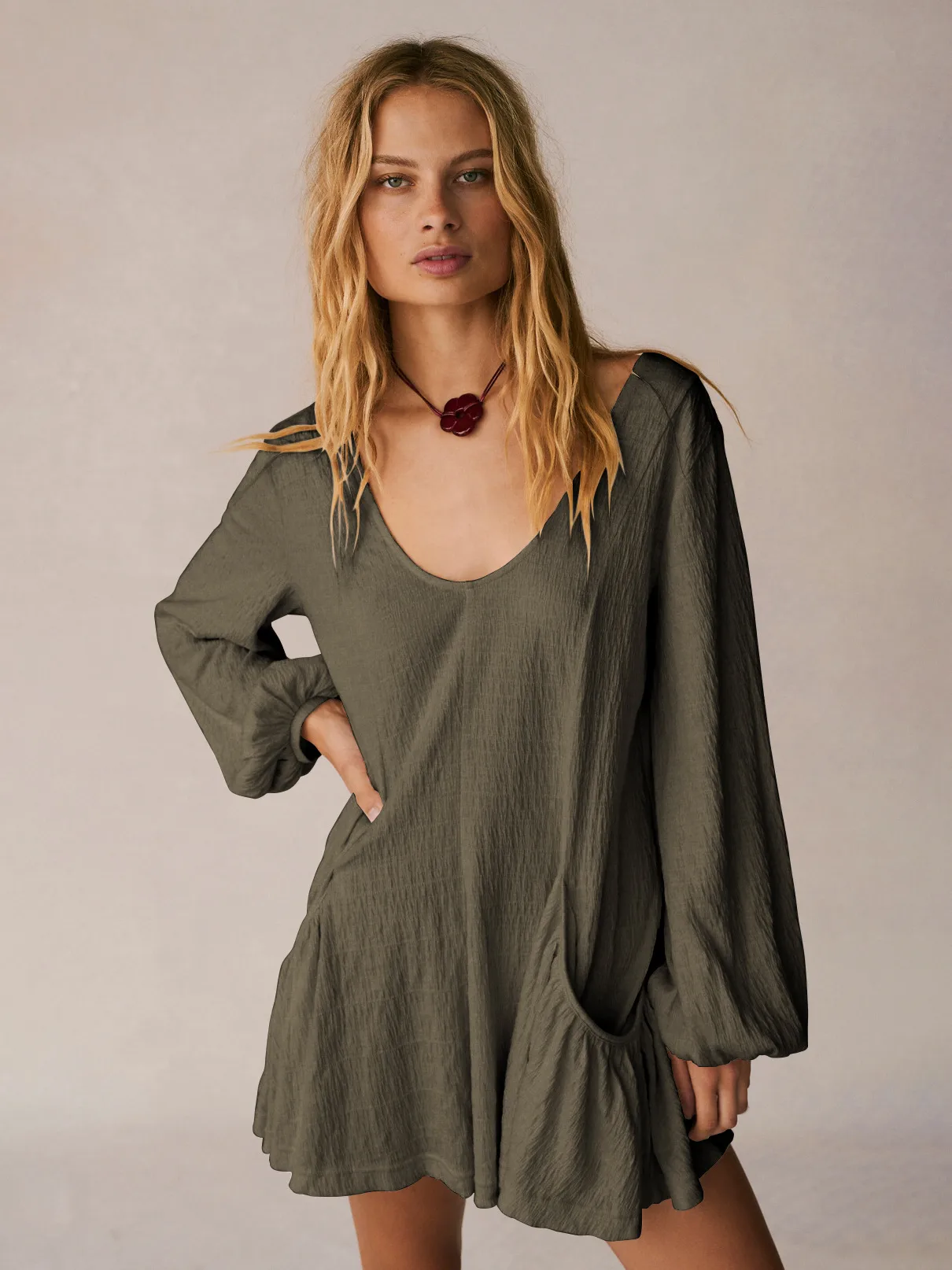 Foreign Trade All-match Explosions Women's U-collar Lantern Sleeve Pocket Solid Color Loose Casual Dress Long-sleeved Skirt display picture 13