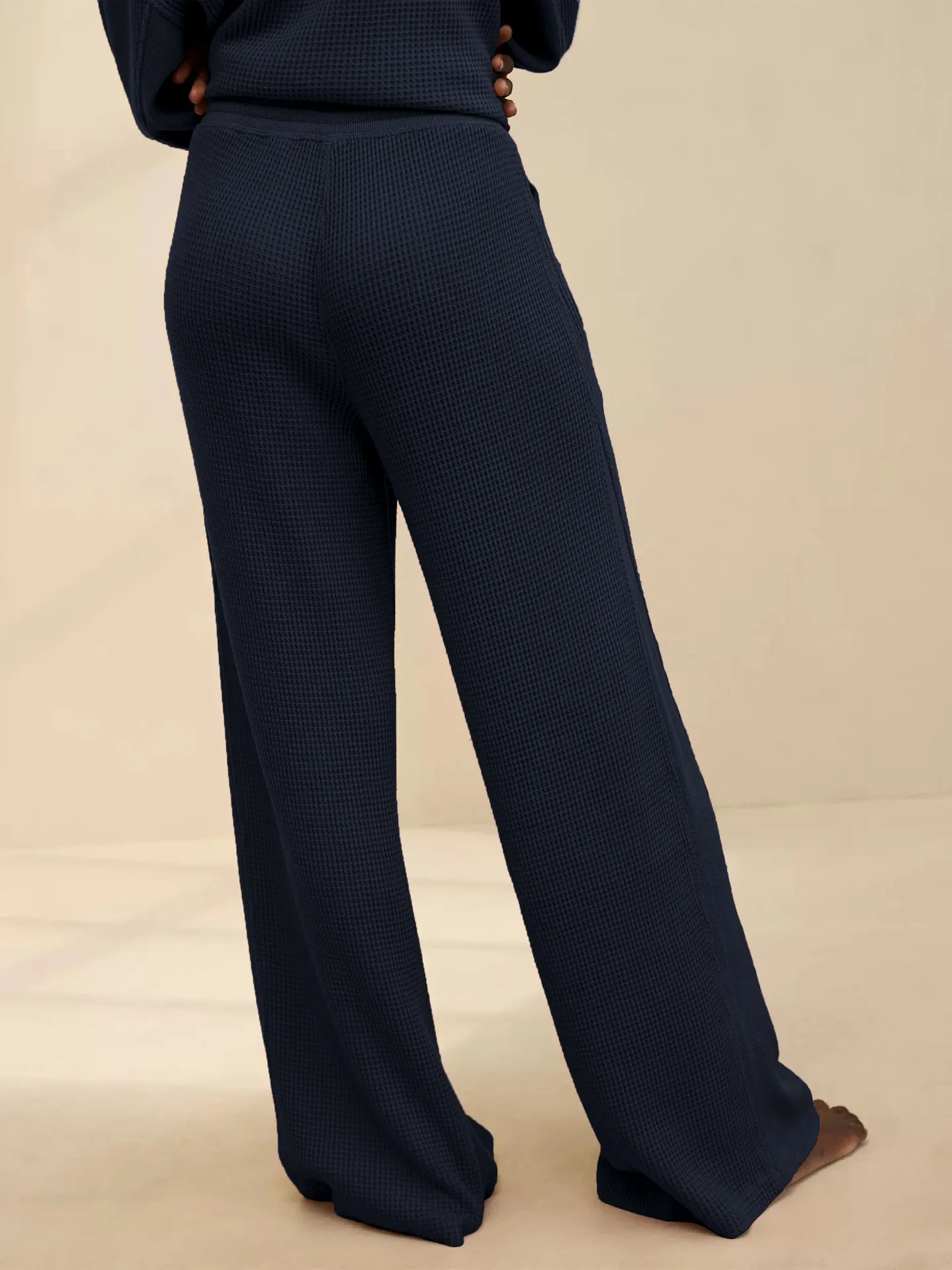 New Foreign Trade Fashion Casual Loose Straight Leg Pants Trousers  Hot Solid Color Lace-up Commuter Autumn And Winter Wide Leg Pants display picture 15