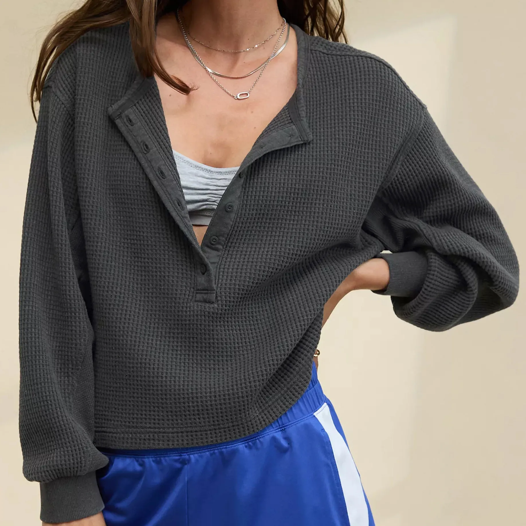 Hot Sale  New Button Waffle Loose Casual Commuting Lazy Sweat Top Autumn And Winter Women's Clothing display picture 2