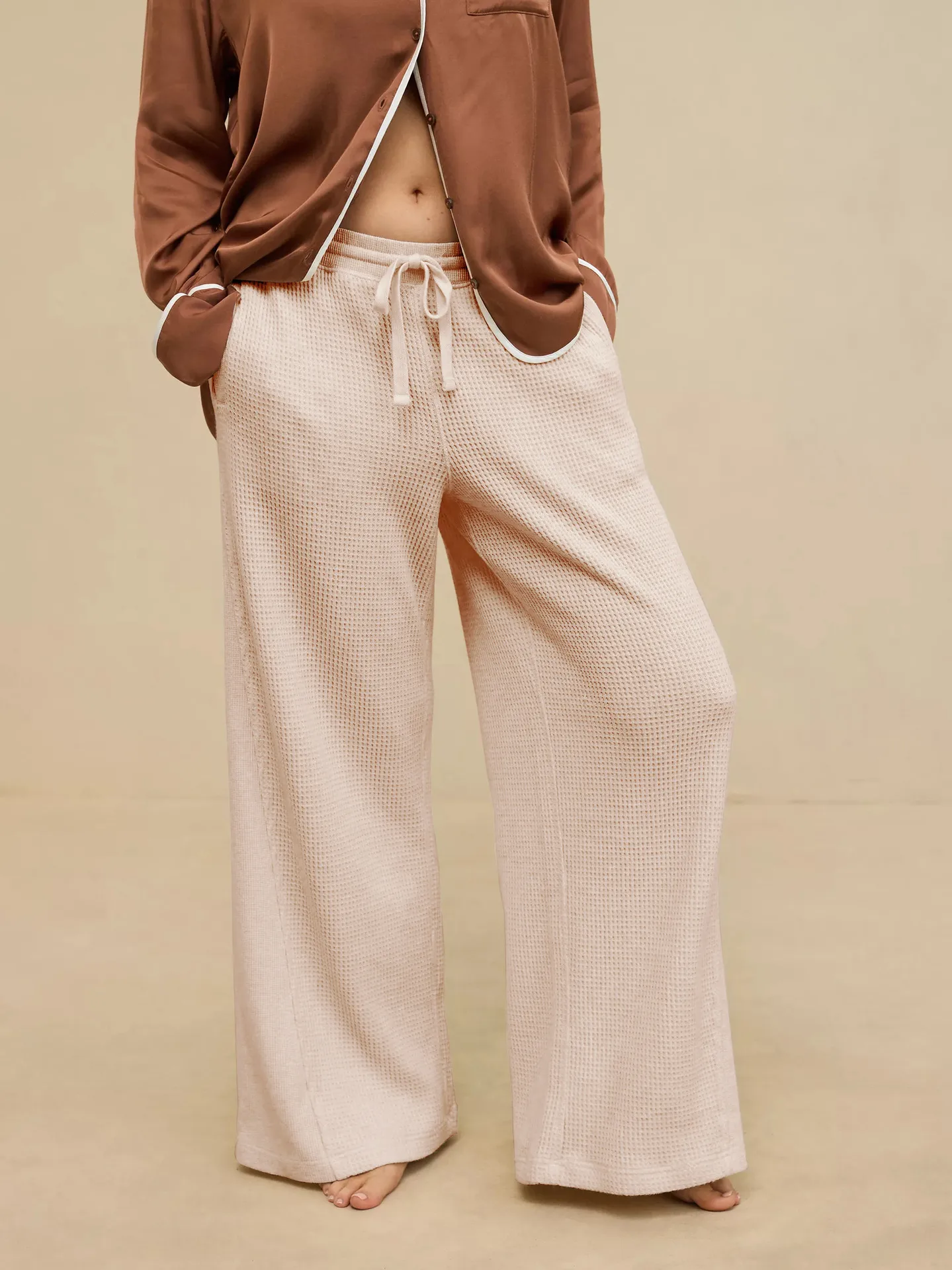 New Foreign Trade Fashion Casual Loose Straight Leg Pants Trousers  Hot Solid Color Lace-up Commuter Autumn And Winter Wide Leg Pants display picture 22