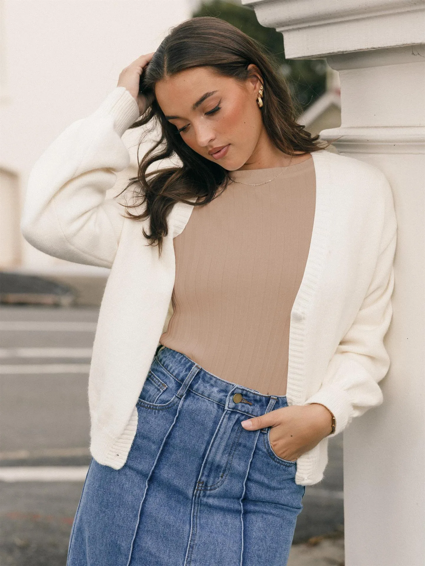 Europe And The United States  New Round Neck Knitted Thread Slim Solid Color Simple Commuter Wind Long Sleeve Top T-shirt display picture 2