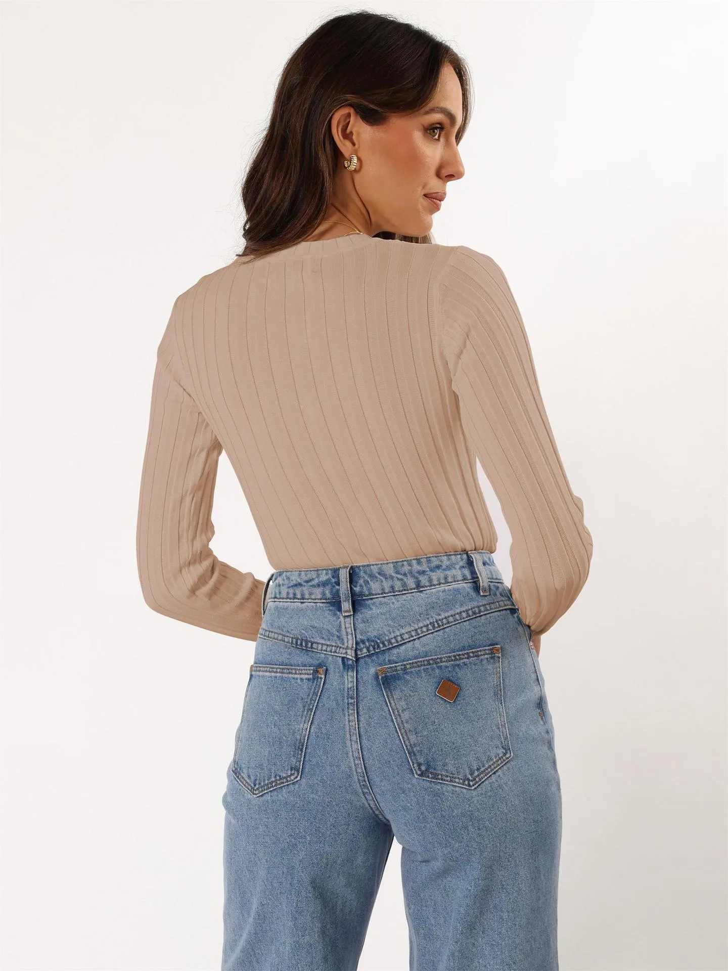 Europe And The United States  New Round Neck Knitted Thread Slim Solid Color Simple Commuter Wind Long Sleeve Top T-shirt display picture 6