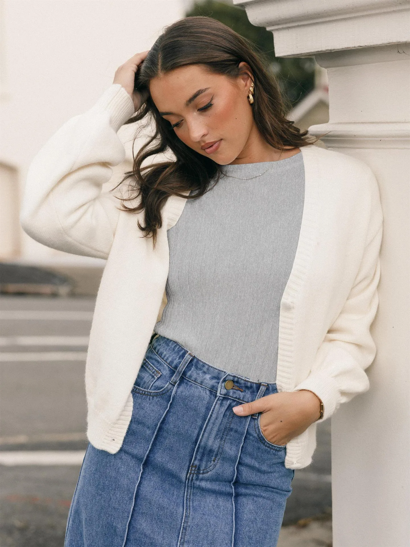 Europe And The United States  New Round Neck Knitted Thread Slim Solid Color Simple Commuter Wind Long Sleeve Top T-shirt display picture 12
