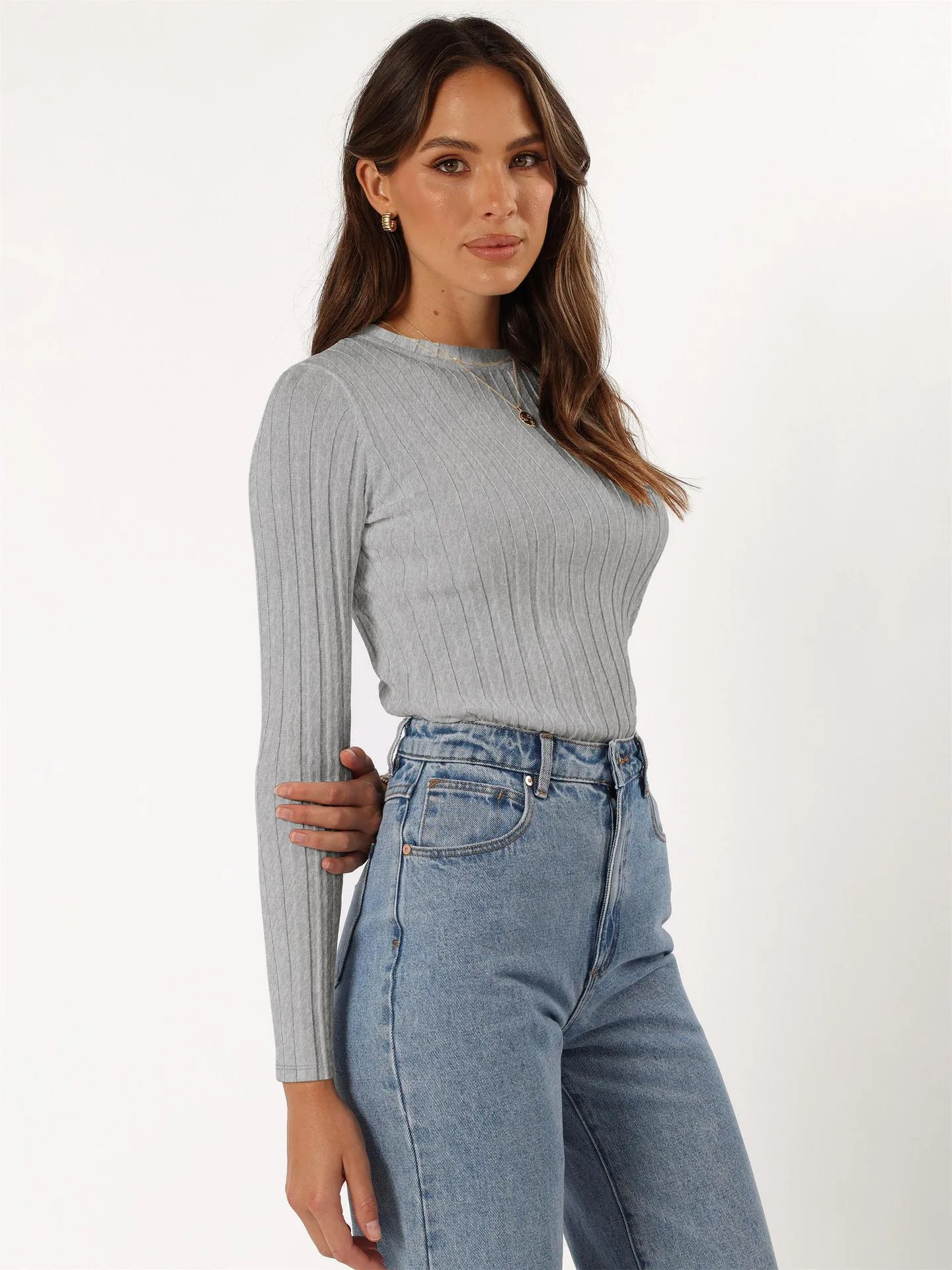 Europe And The United States  New Round Neck Knitted Thread Slim Solid Color Simple Commuter Wind Long Sleeve Top T-shirt display picture 15