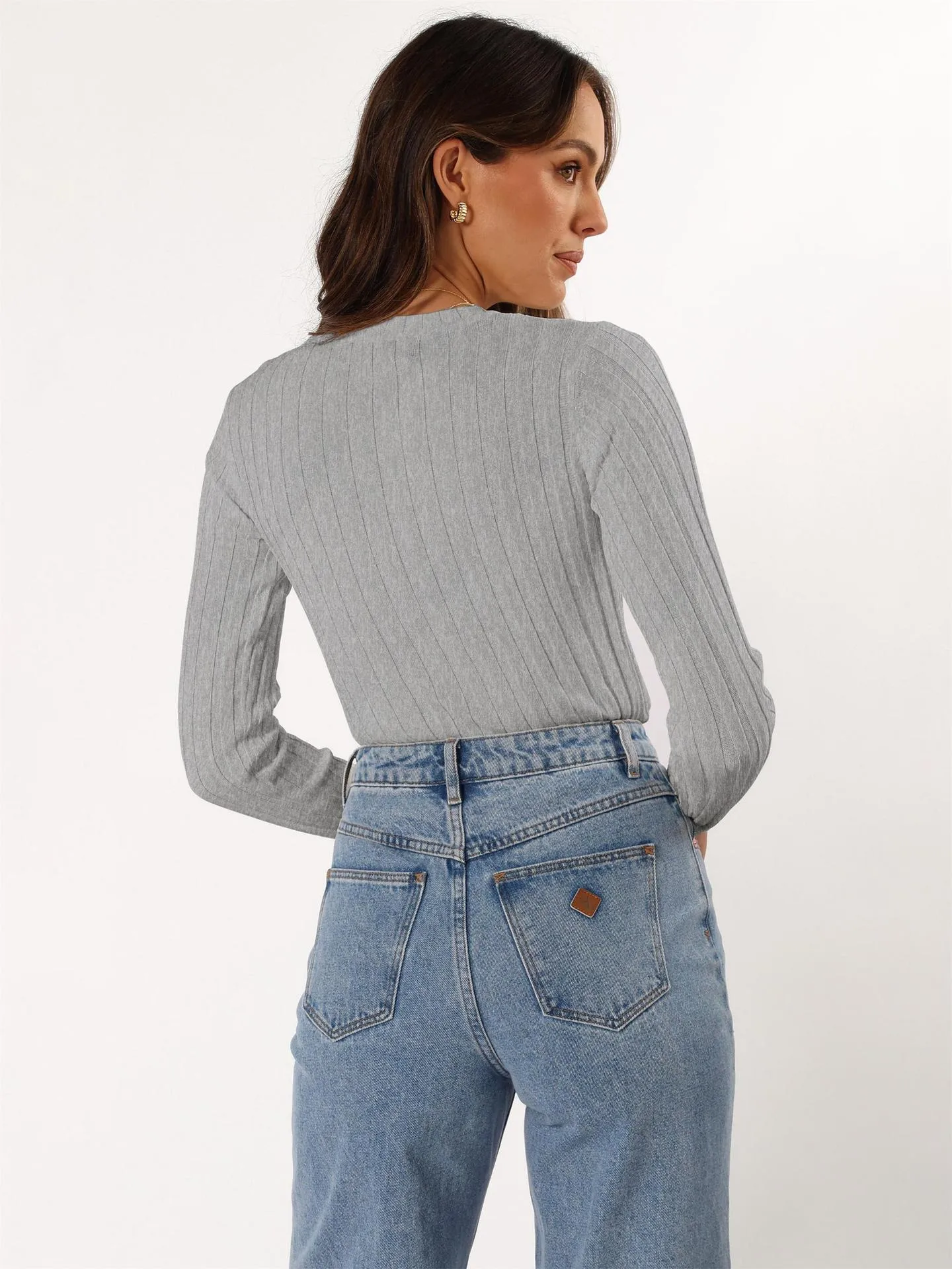Europe And The United States  New Round Neck Knitted Thread Slim Solid Color Simple Commuter Wind Long Sleeve Top T-shirt display picture 16