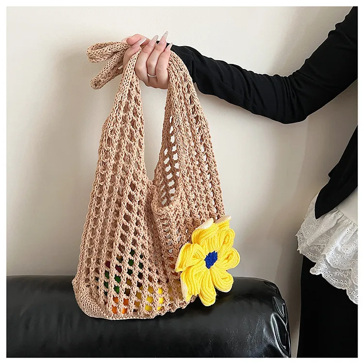 Artistic Hollow Knitted Woven Bag Women's Large Capacity  New Casual Shoulder Bag Seaside Vacation Beach Bag display picture 13