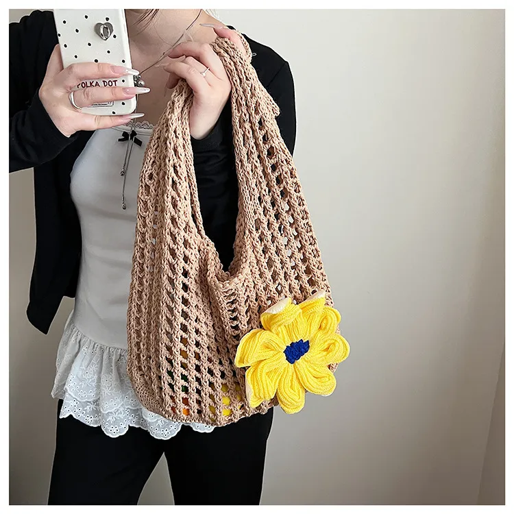 Artistic Hollow Knitted Woven Bag Women's Large Capacity  New Casual Shoulder Bag Seaside Vacation Beach Bag display picture 14